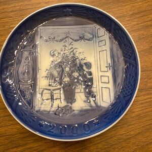 Blue Decorative Plate 2000